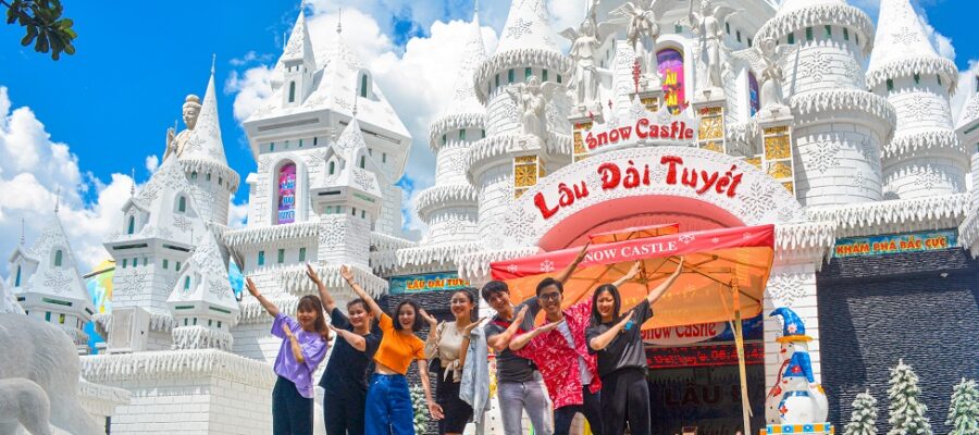 Lâu đài tuyết suối tiên